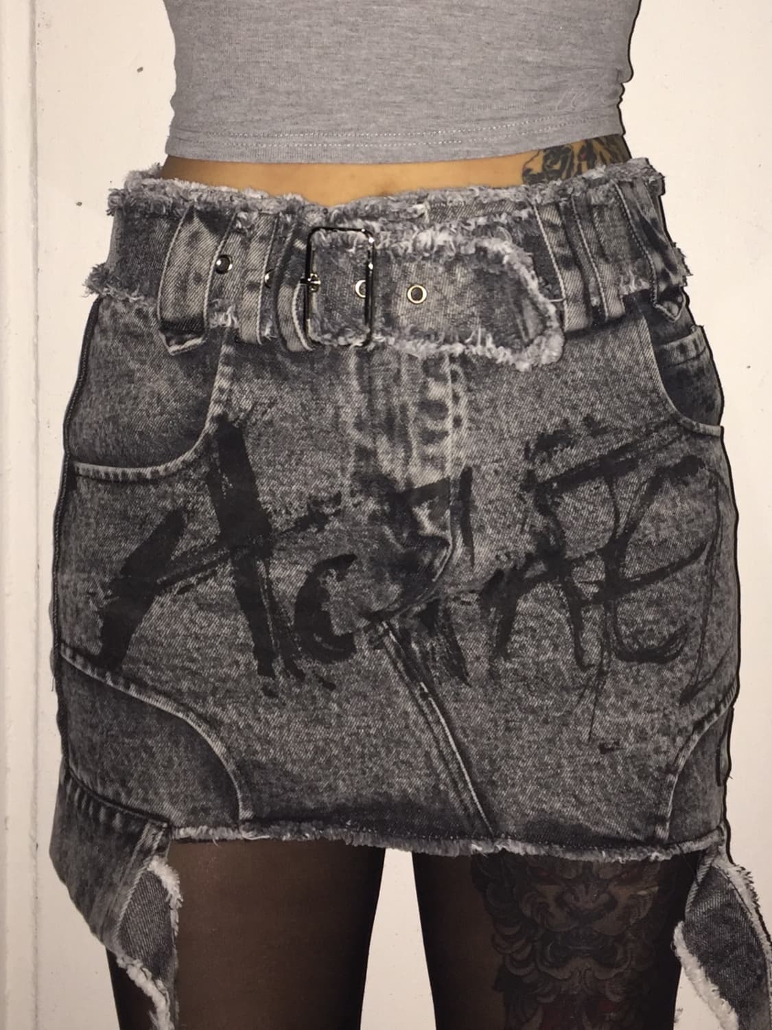 24ans 워싱 데님 벨티드 미니스커트 데미지 빈티지룩 상품이미지1