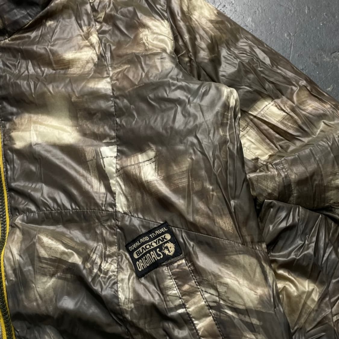 95 블랙야크 리버시블 경량패딩  상품이미지3