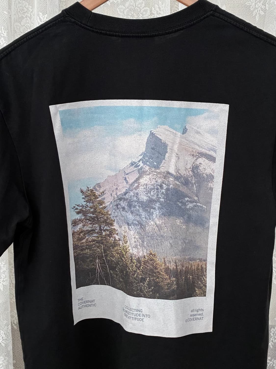 S) 커버낫 그래픽 반팔 티셔츠 블랙 상품이미지4
