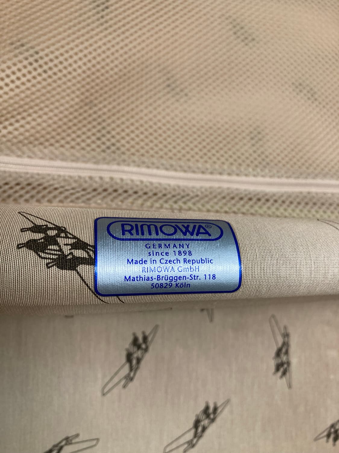 리모와 클래식 플라이트 77 상품이미지3