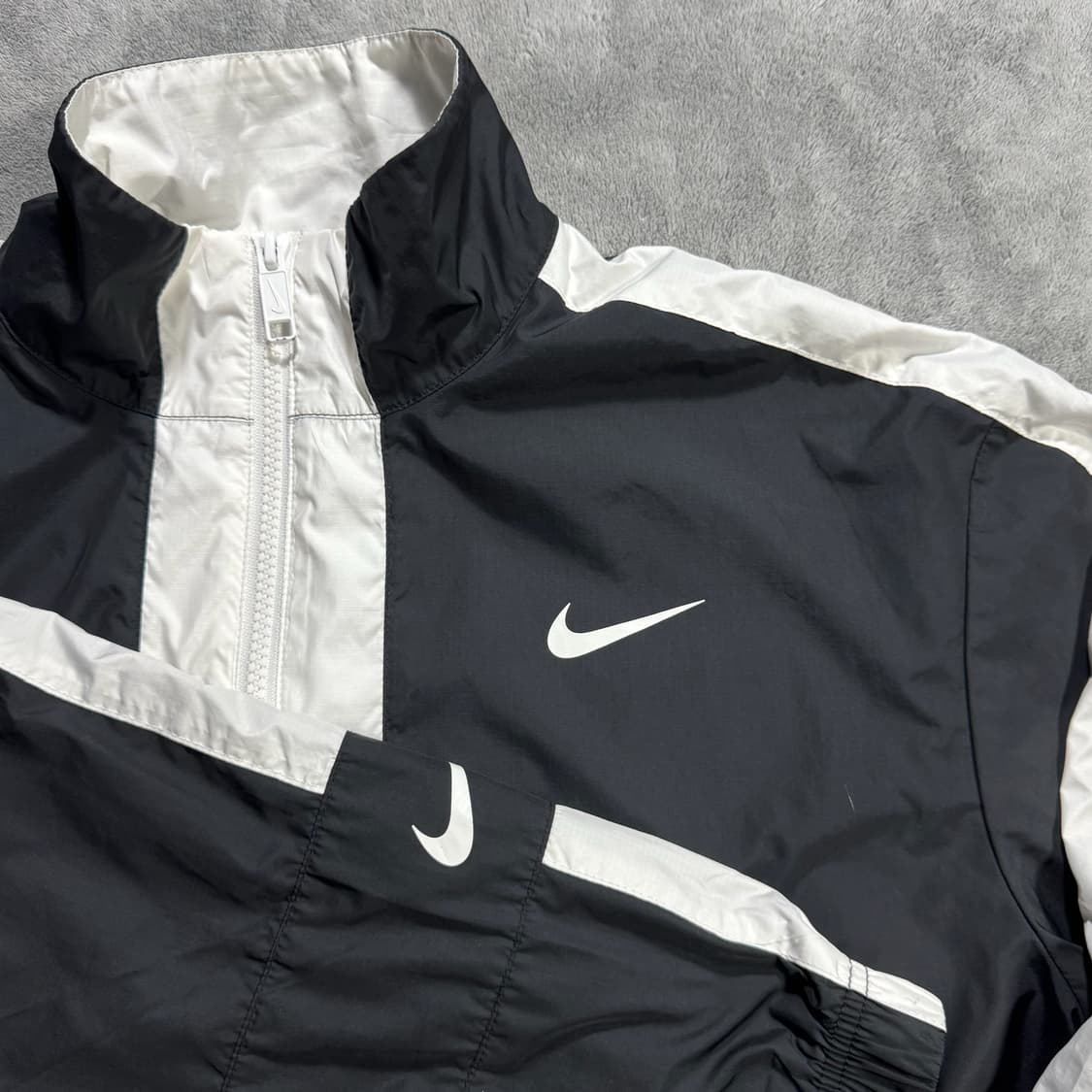 나이키 여성 배색 바람막이 상품이미지2