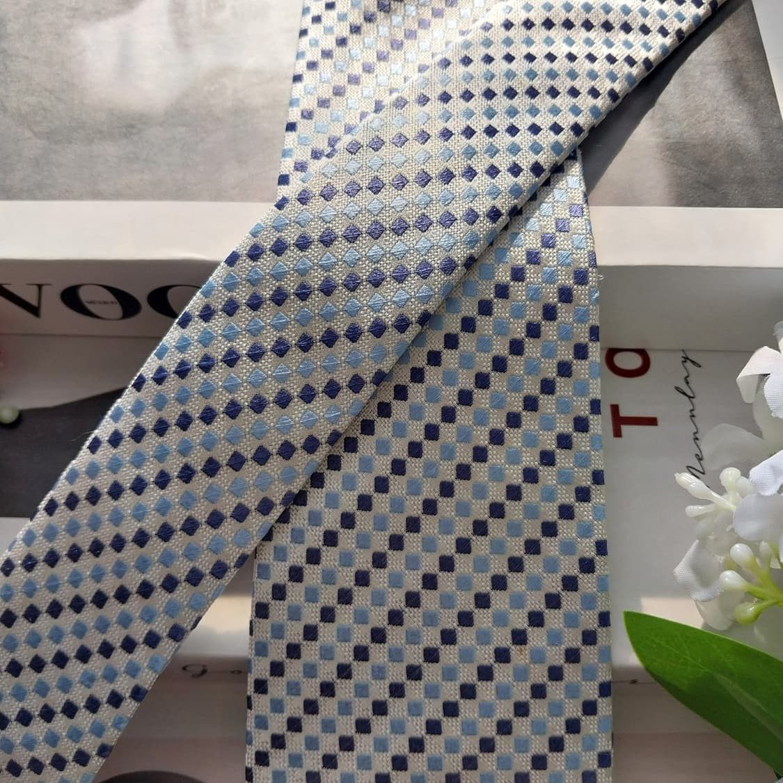 니나리치 실크 체크 자카드 넥타이 8cm A+등급 K1954
 상품이미지6