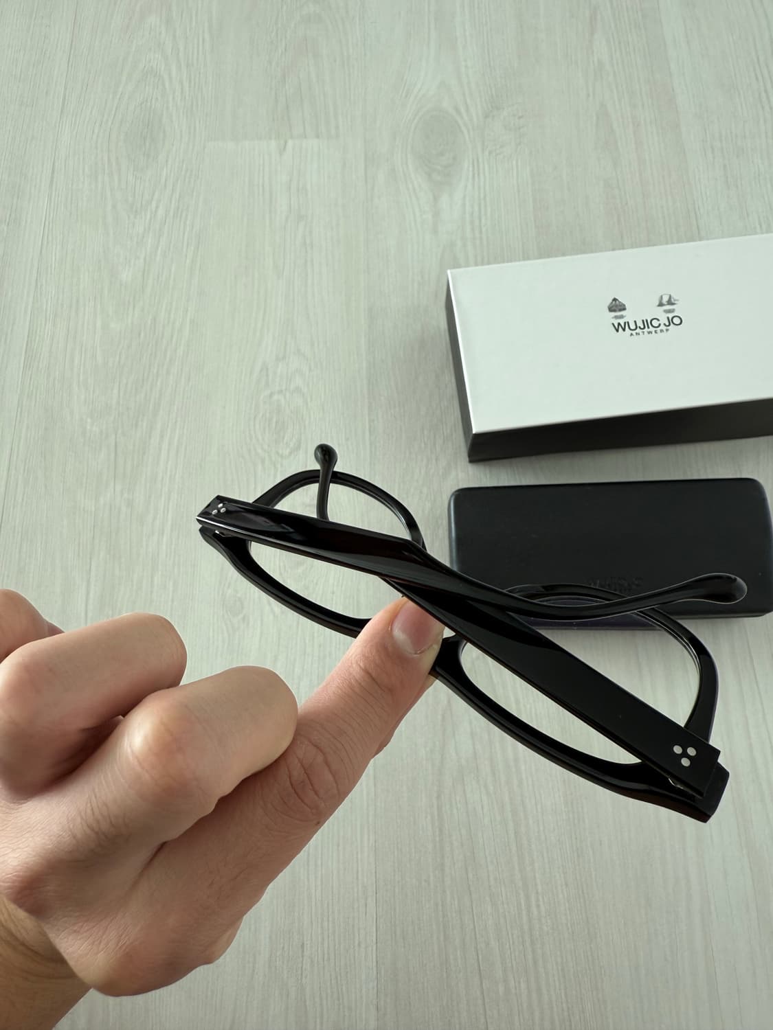 Wujic Jo A411 블랙 안경 상품이미지3