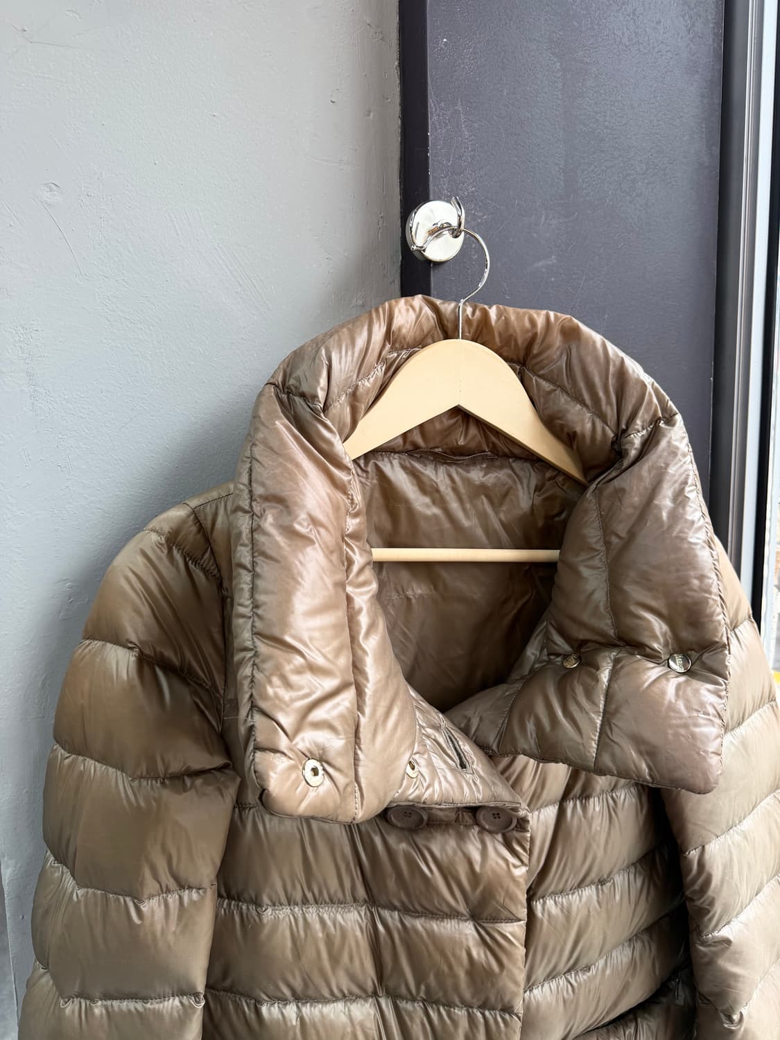 .40/ 에르노 퍼넬넥 라이트 구스다운 패딩점퍼 상품이미지3