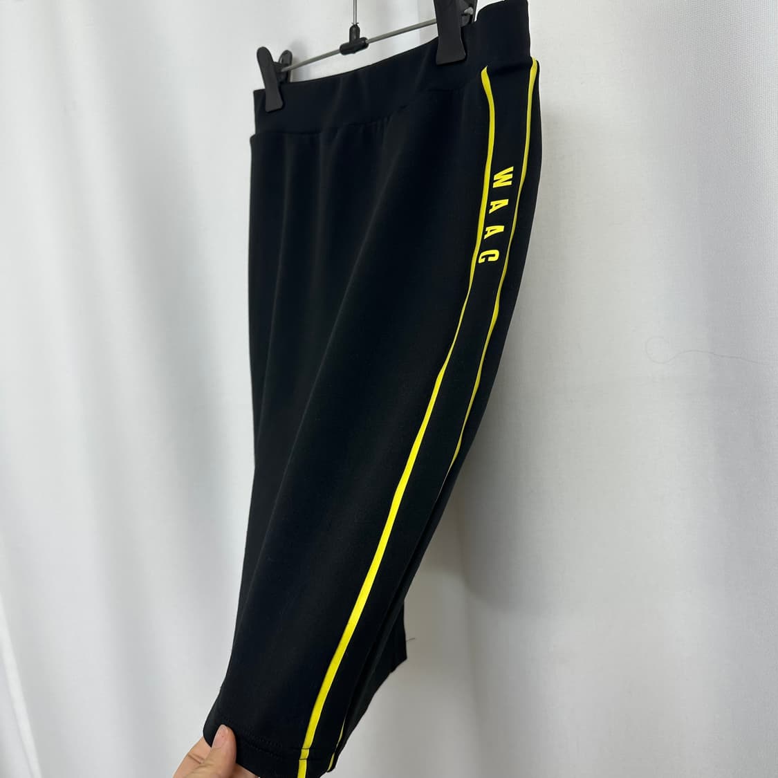 WAAC 왁 여자 골프 스판 밴딩스커트 치마 검정 2 상품이미지3