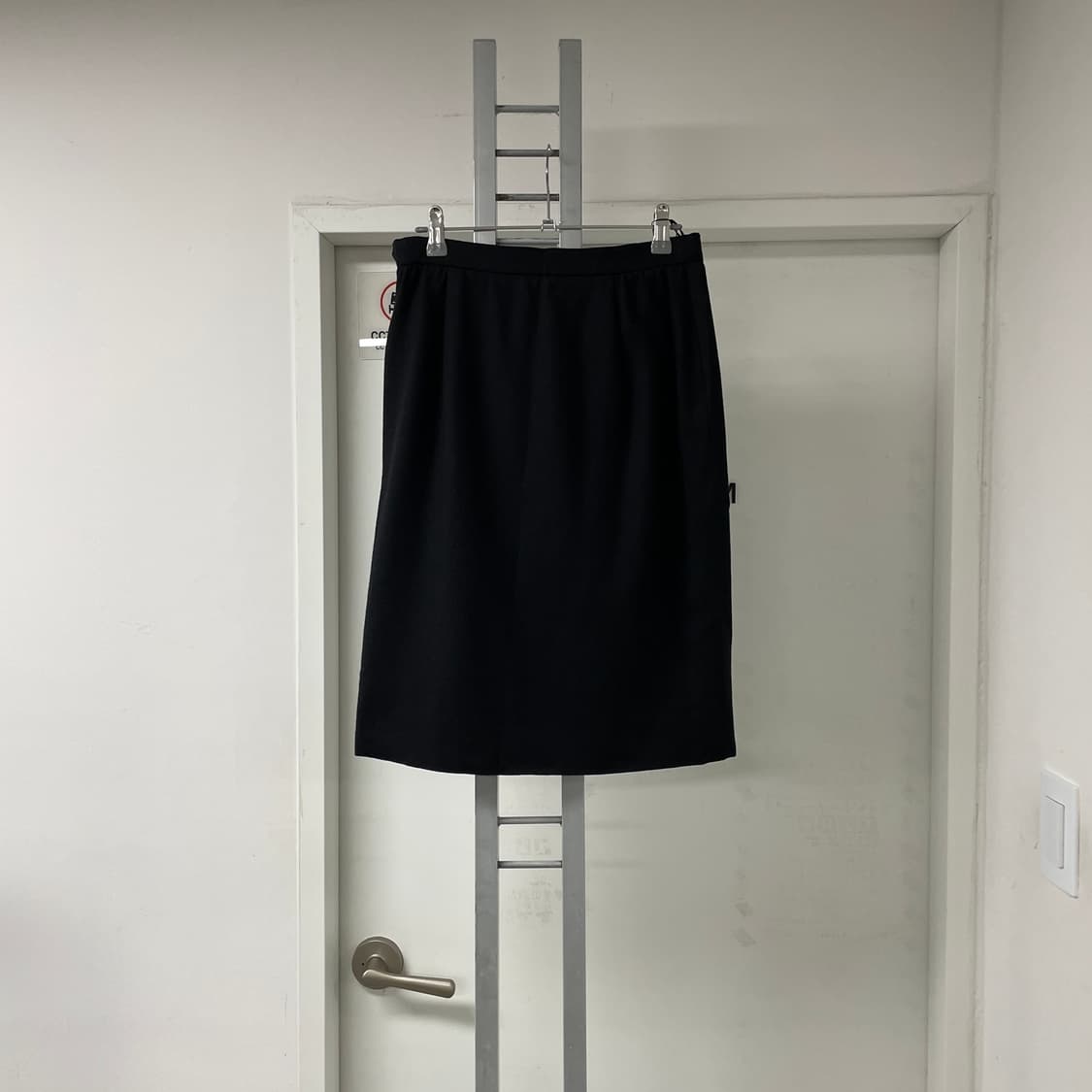 발렌티노 블랙 스커트 10 상품이미지4