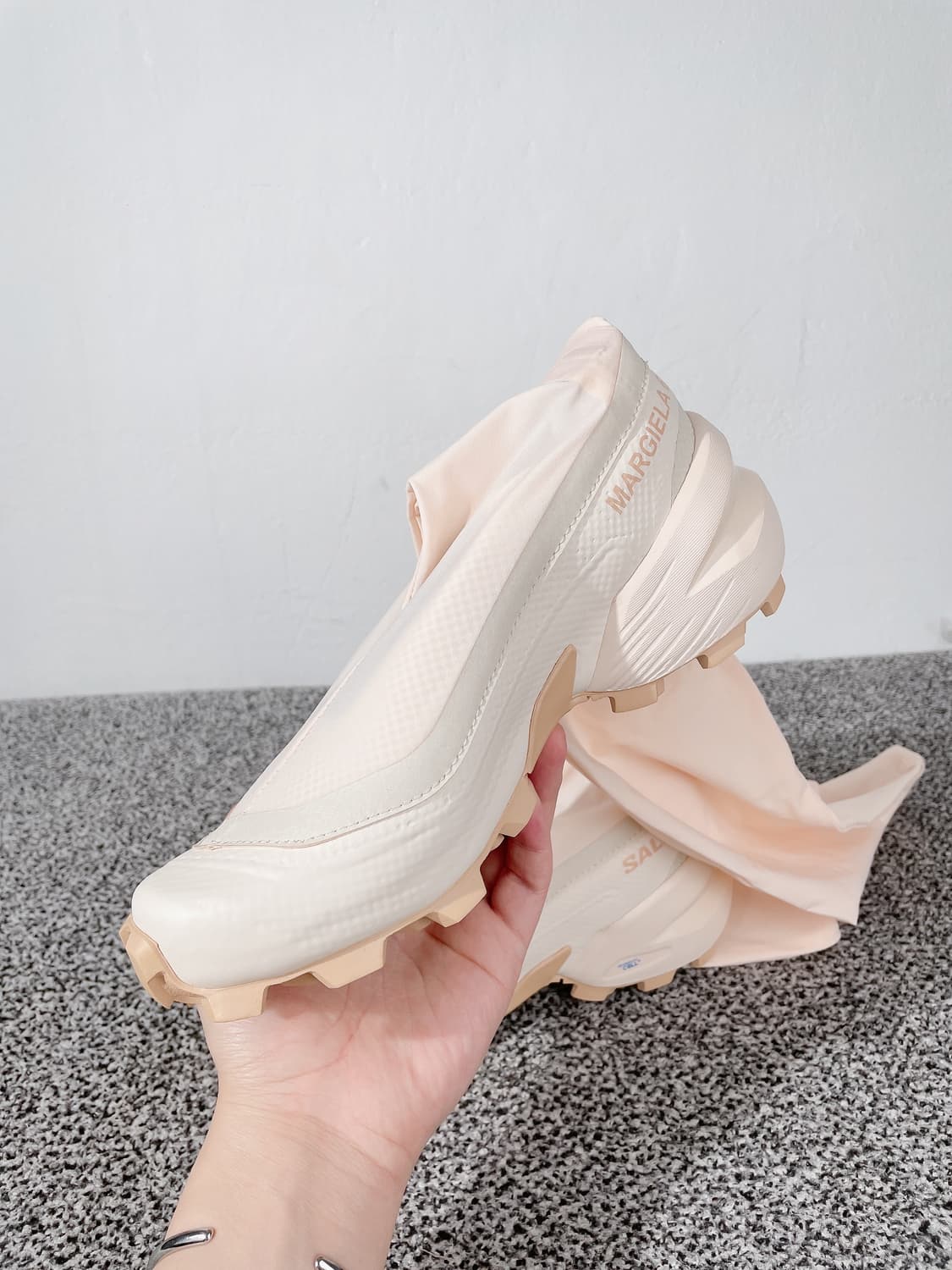 (정품/새상품) MM6 X 살로몬 여성 바닐라 크림 타이 하이 부츠 상품이미지6