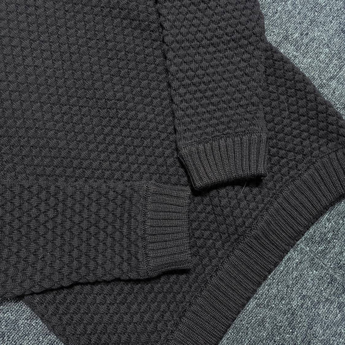 S.N.S Hearning 패턴 울 스웨터 상품이미지2