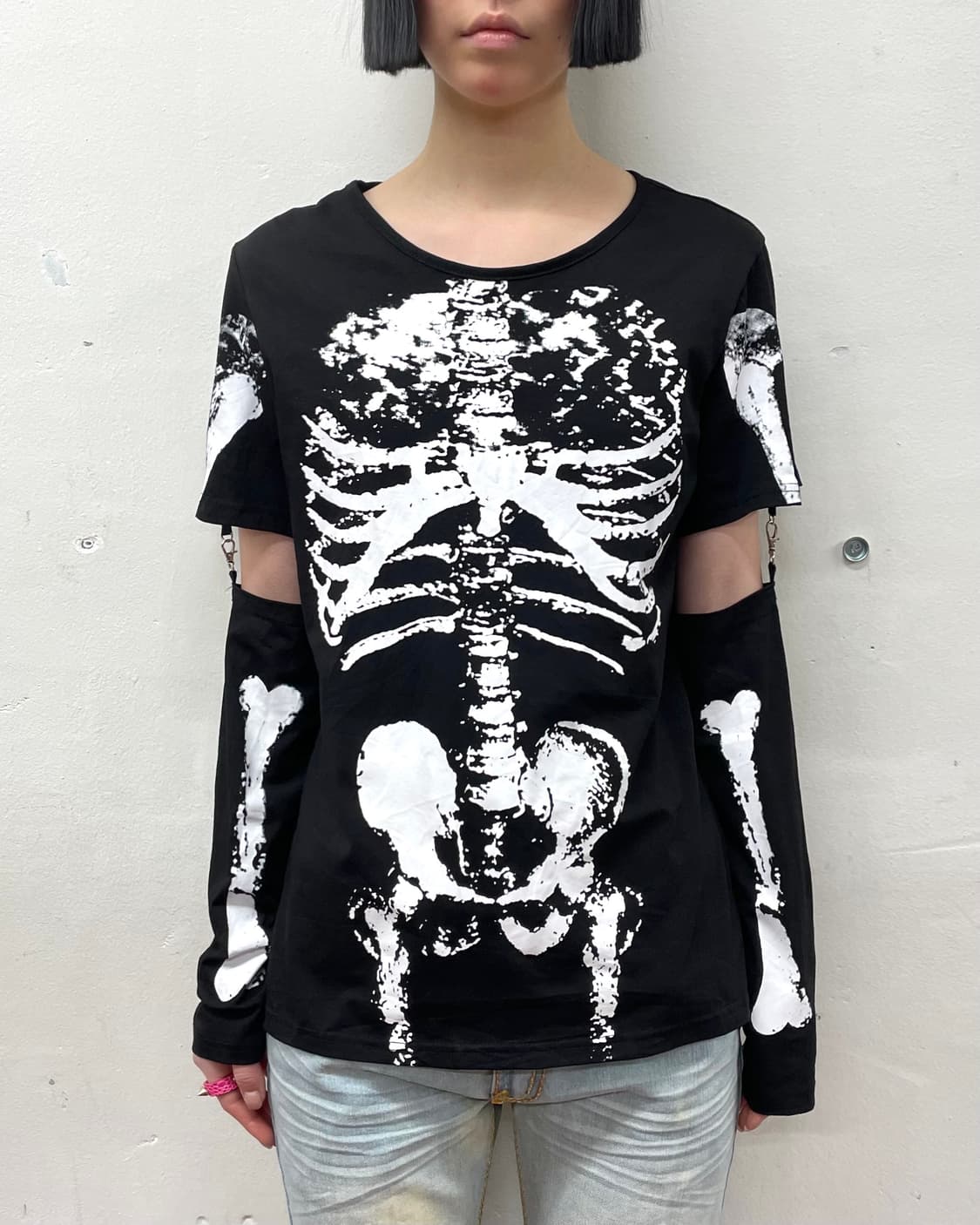 bone layered black long sleeve  상품이미지1