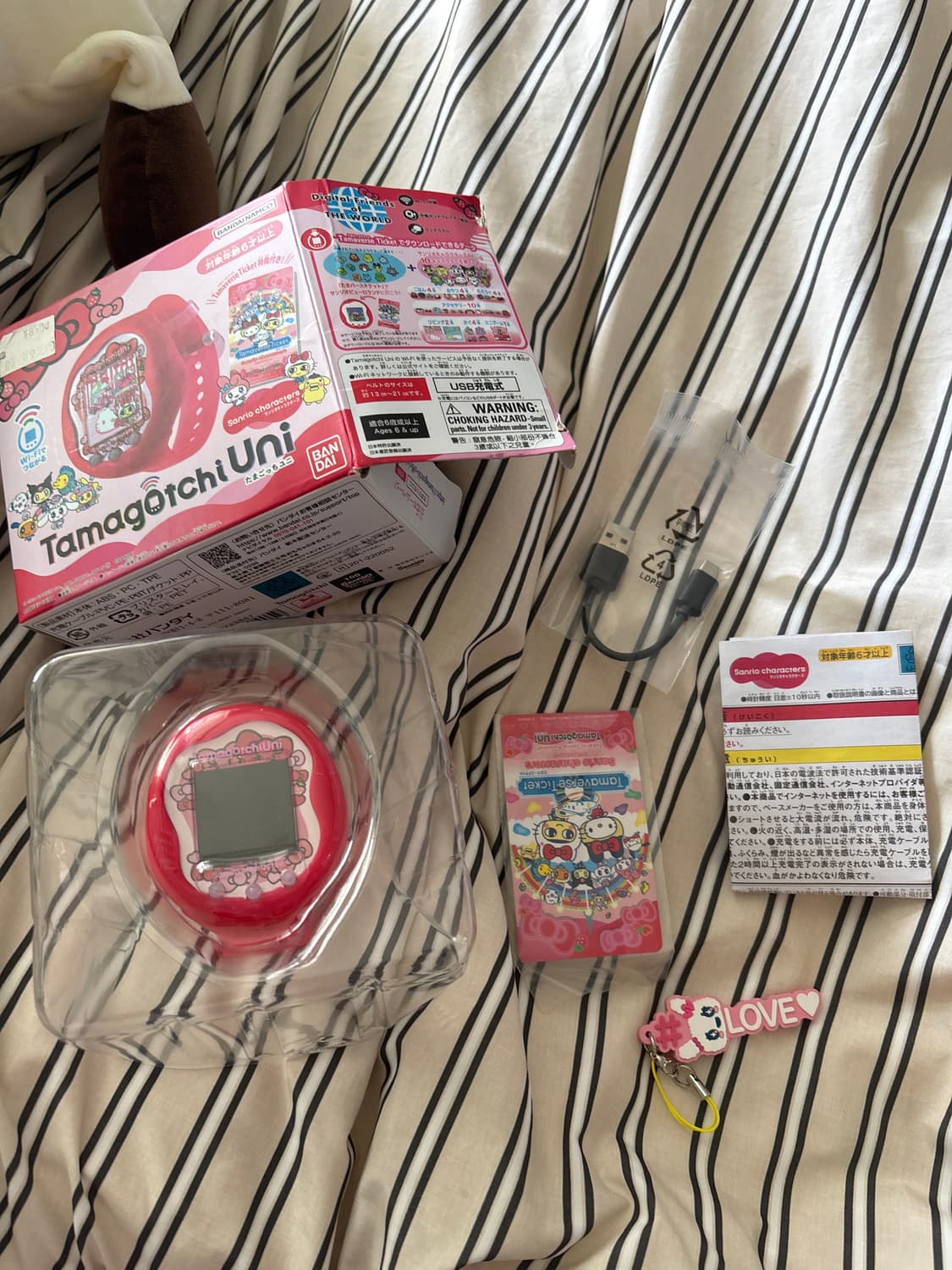 반다이 다마고치 Uni 산리오 콜라보 풀박스 상품이미지1