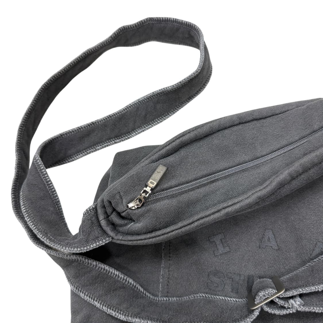 아이앱스튜디오 피그먼트 포켓 크로스백 가방 상품이미지3