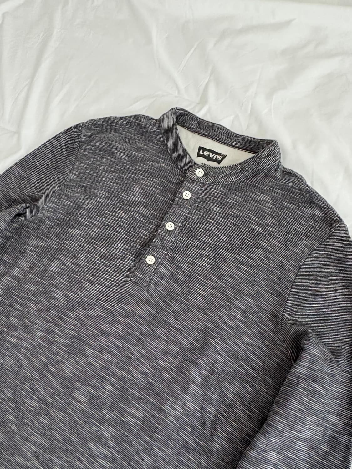 LEVI’S Henry neck T-shirt 리바이스 헨리넥 티셔츠 상품이미지4