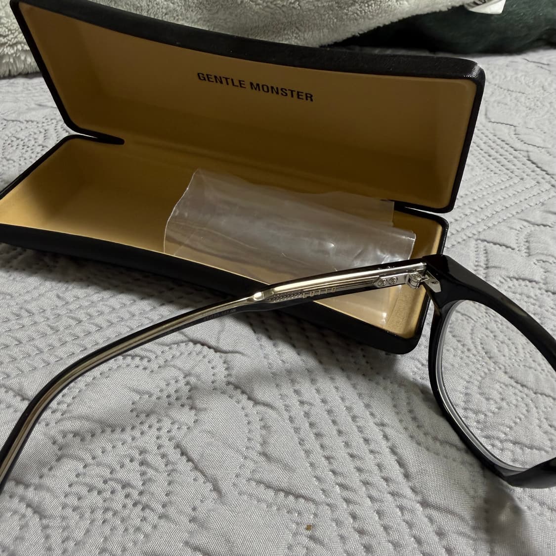 젠틀몬스터 루토 시리즈 S 안경 상품이미지4