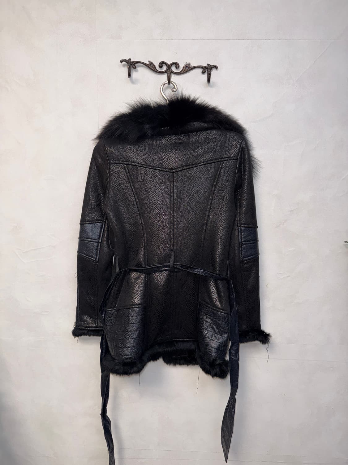 Black python belted fur mustang 상품이미지5