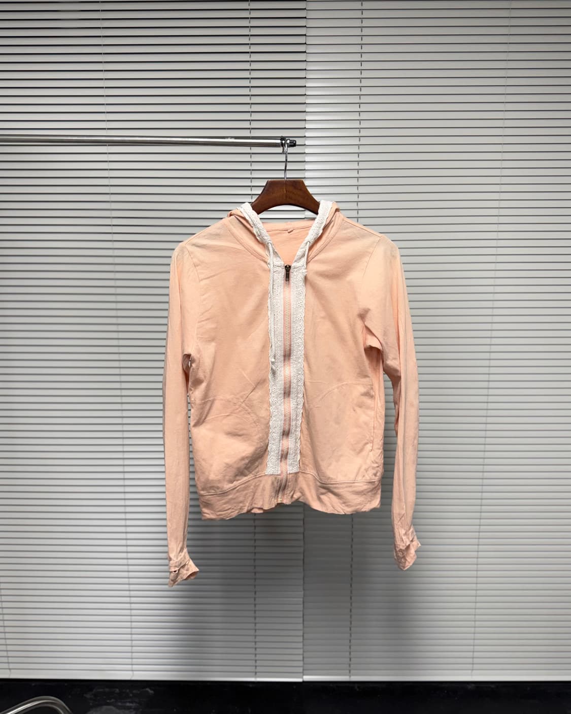 빈티지 레이스 트리밍 후드 집업 상품이미지1