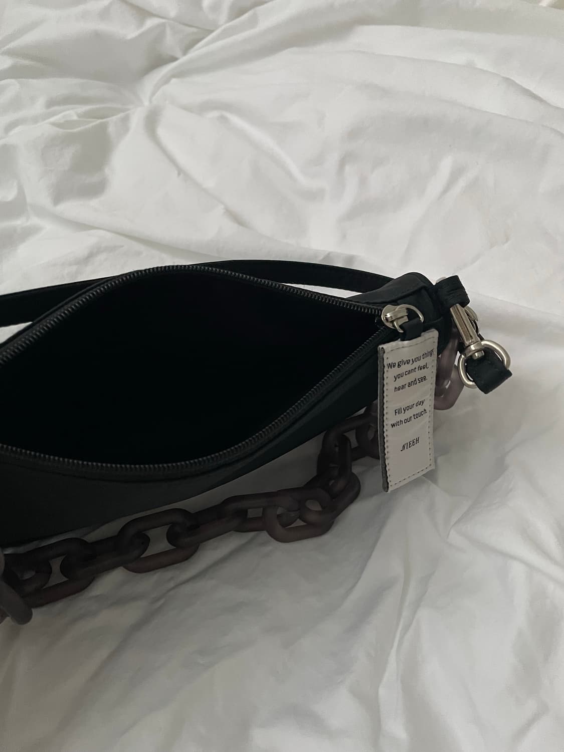 니히 엔벨롭백 블랙 상품이미지3