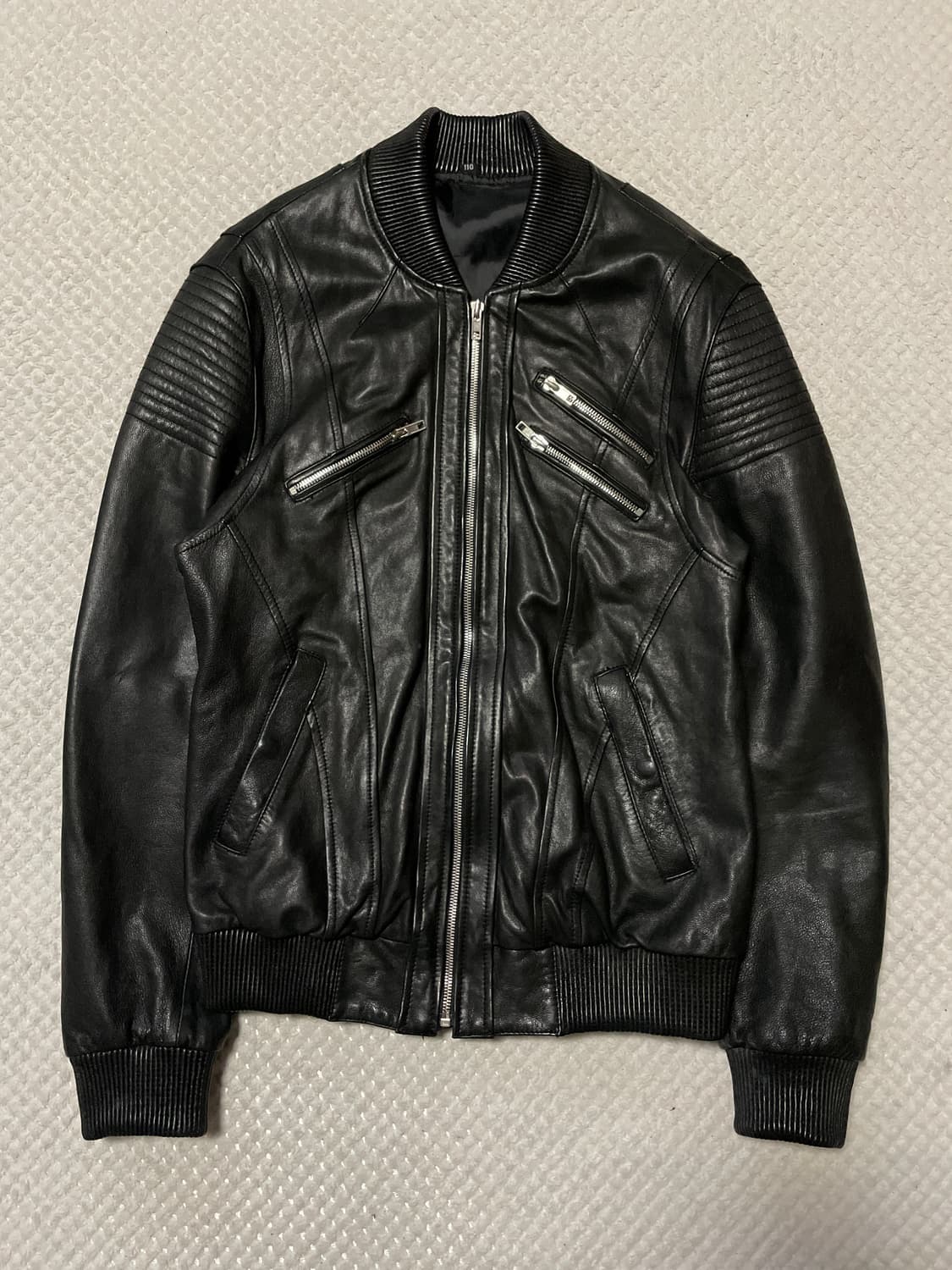 웨스턴 무드 이테리 램스킨 양가죽 절개 레더 자켓 상품이미지1