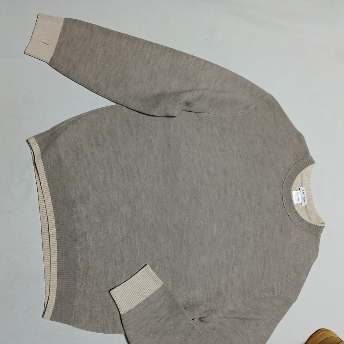 더니트컴퍼니 스토커즈 콜라보 니트 상태좋음 상품이미지3