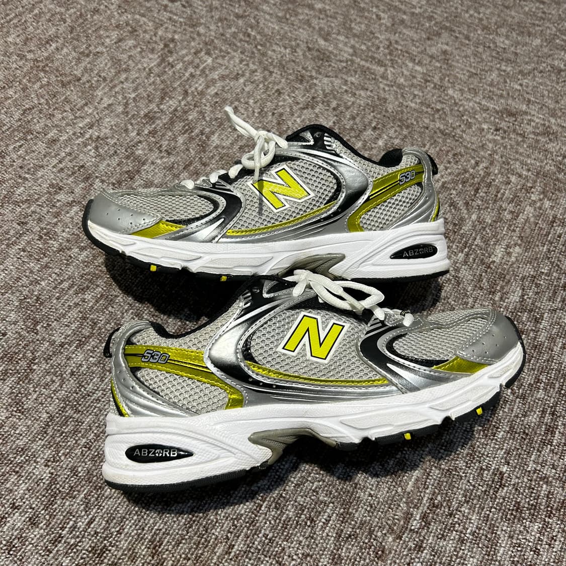 240) 뉴발 뉴발란스 530 메쉬 실버 운동화 러닝화 상품이미지1