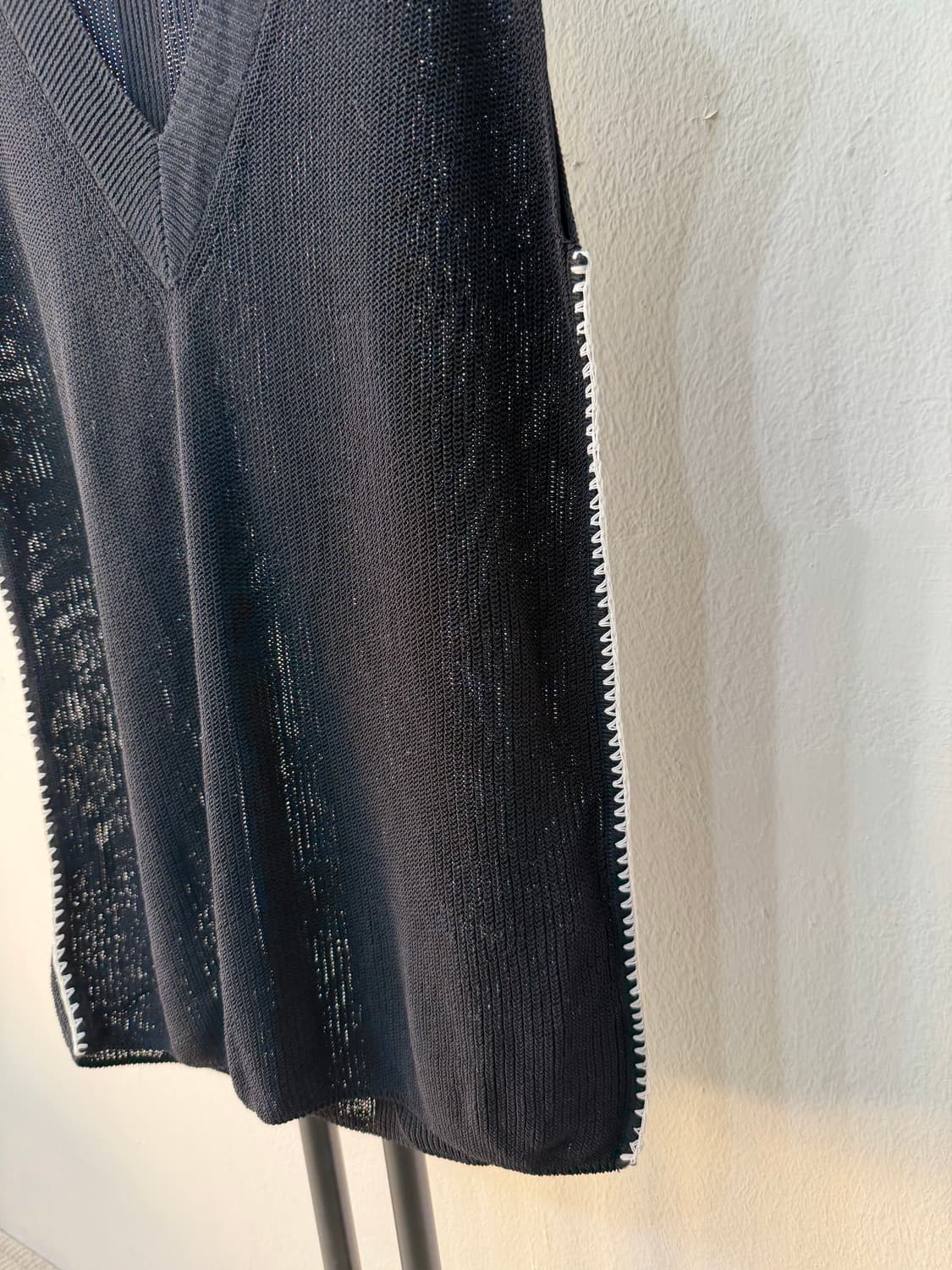 정품) COS 코스 블랙 루즈핏 브이넥 니트 조끼 S 상품이미지4