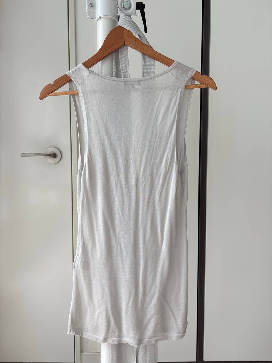 Theory Long Scarf Knit Vest 상품이미지5