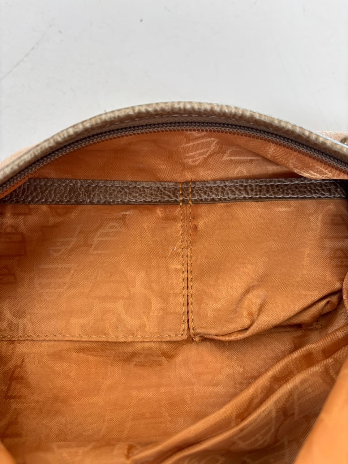 Kathy Van Zeeland Suede Bag 상품이미지7