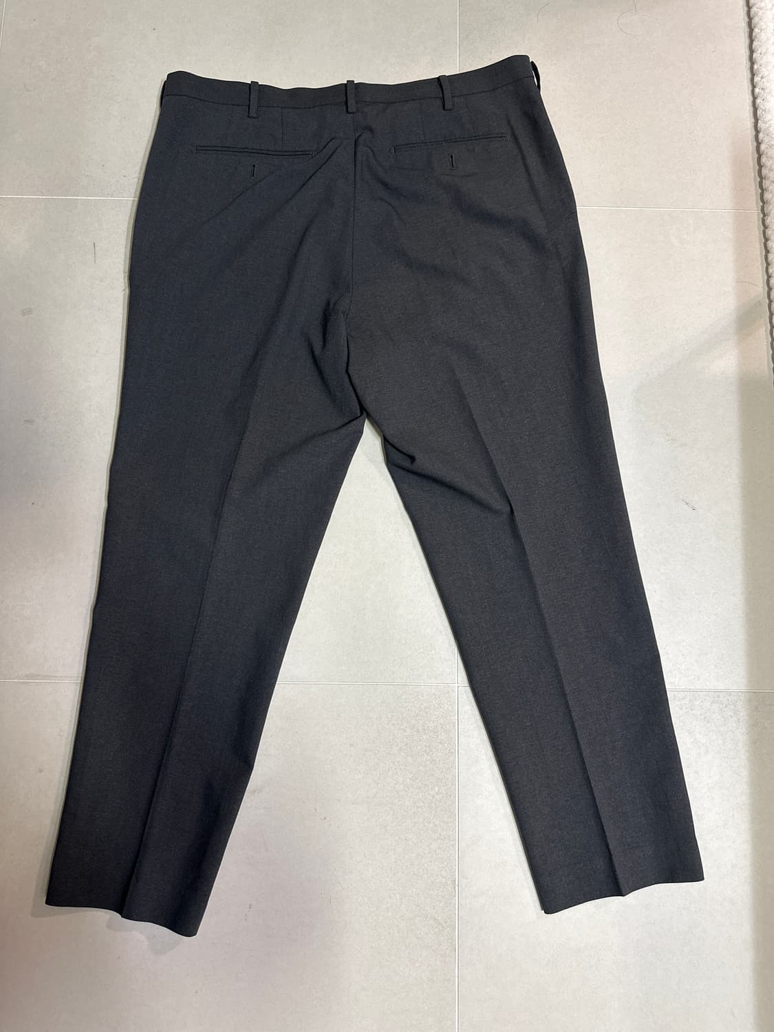 유니클로 감탄팬츠 다크그레이 100cm 기장 76 상품이미지2