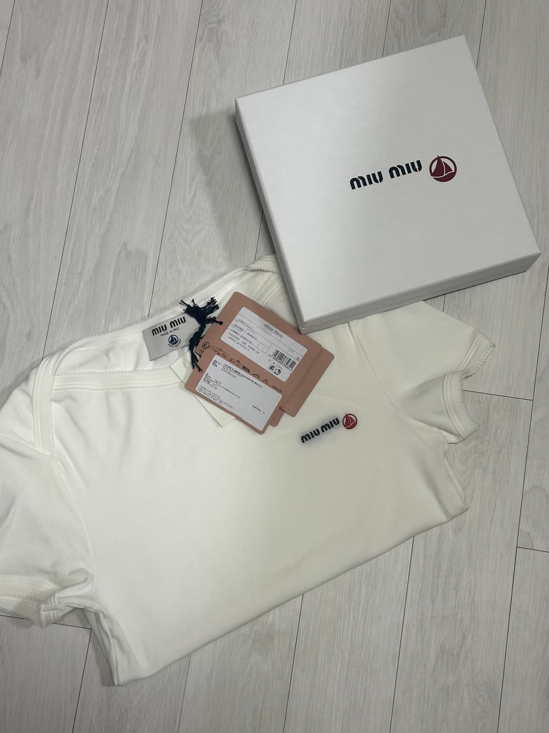 미우미우 프티 바토 티셔츠 상품이미지1