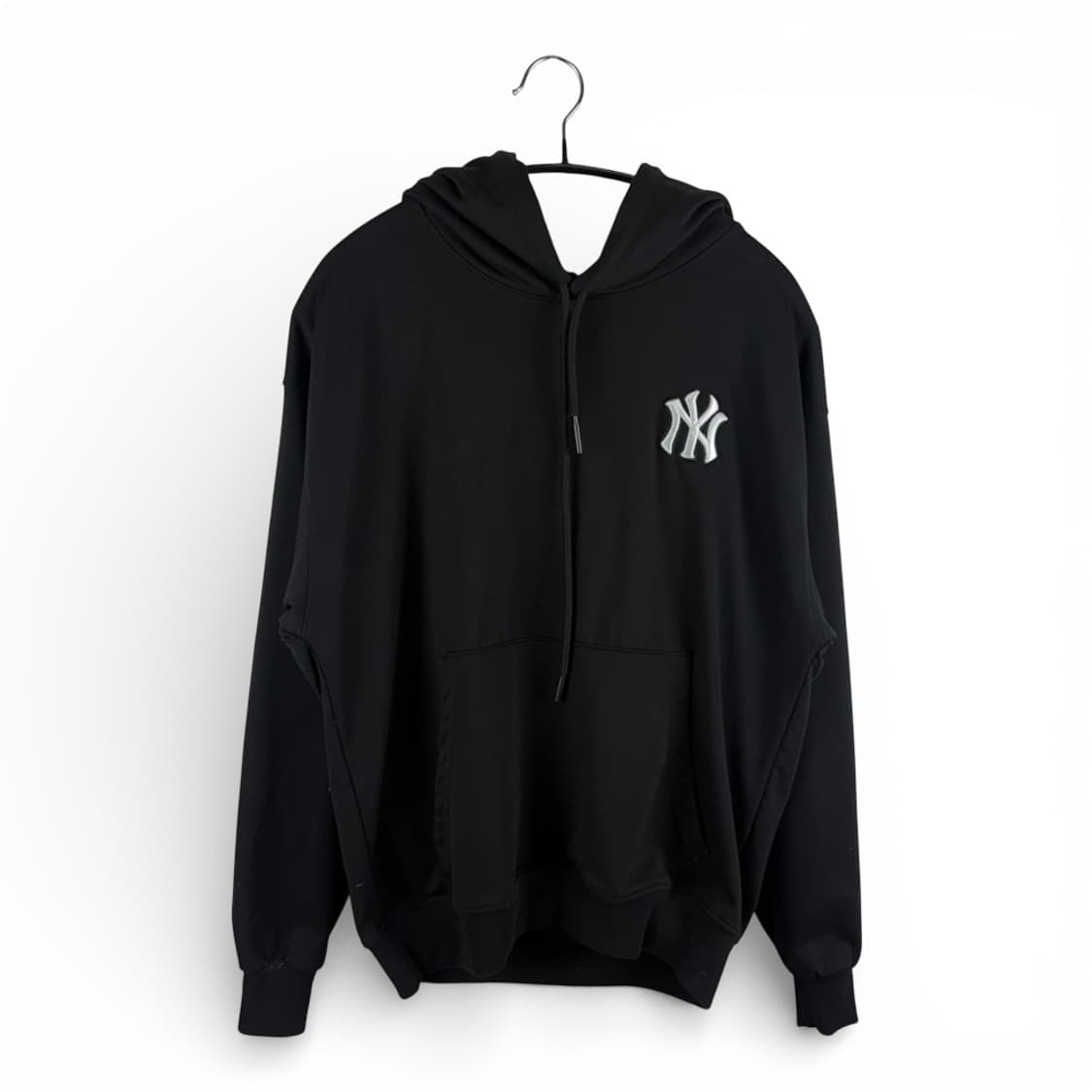 L) MLB 뉴욕양키즈 백로고 후드 티 블랙 상품이미지1