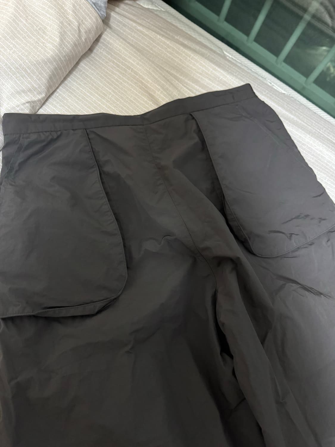 999휴머니티 차콜 나일론 팬츠 상품이미지2