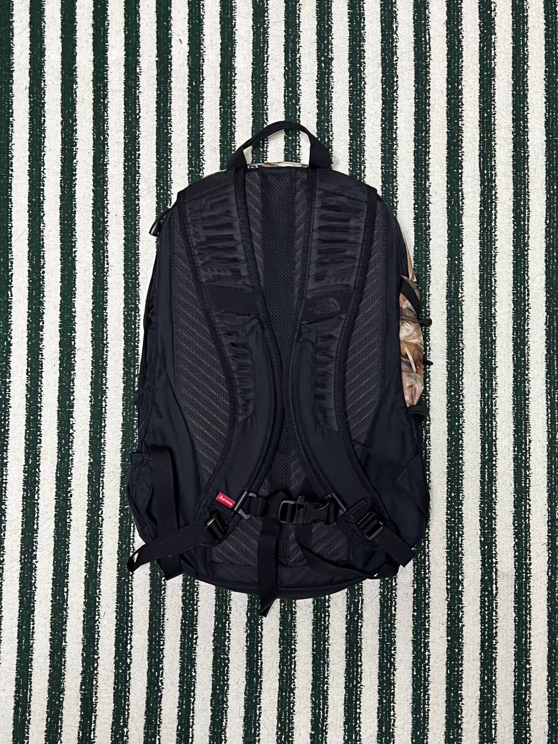Supreme x The North Face Pocono Backpack 상품이미지3
