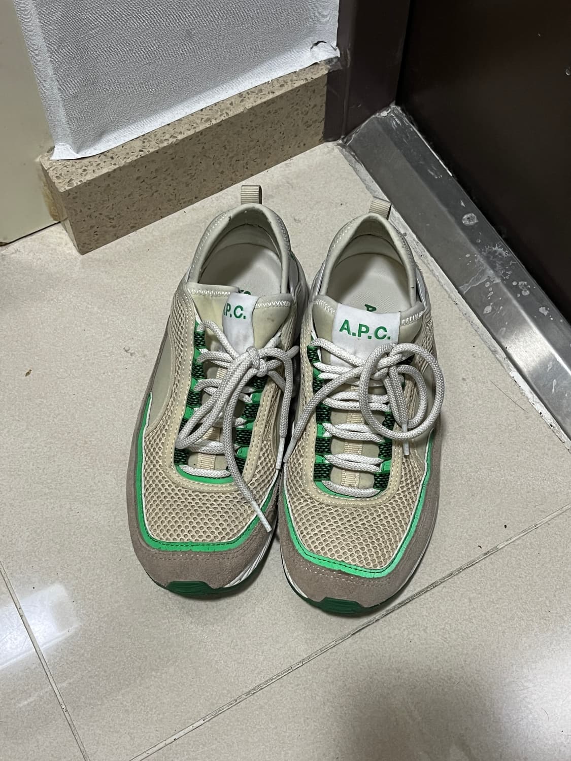APC 아페쎄 운동화 상품이미지3