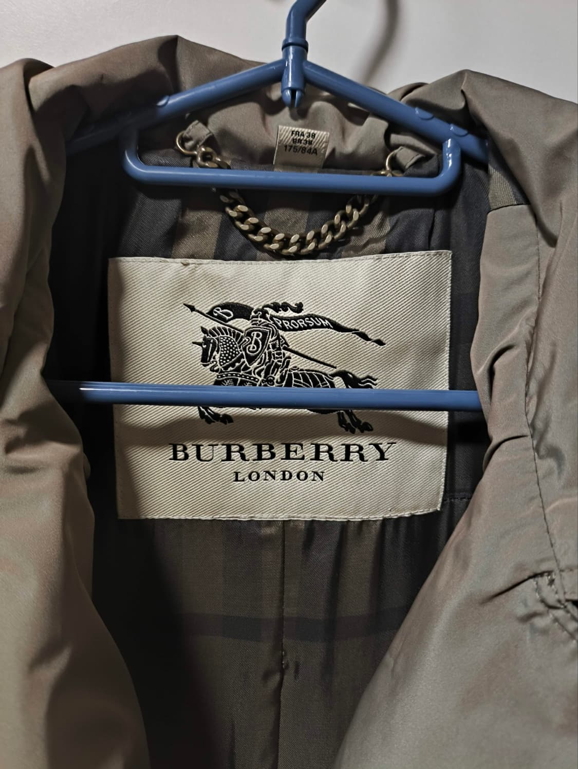 55~66 버버리 벨티드 하이넥 사파리 자켓 코트 카키 상품이미지3