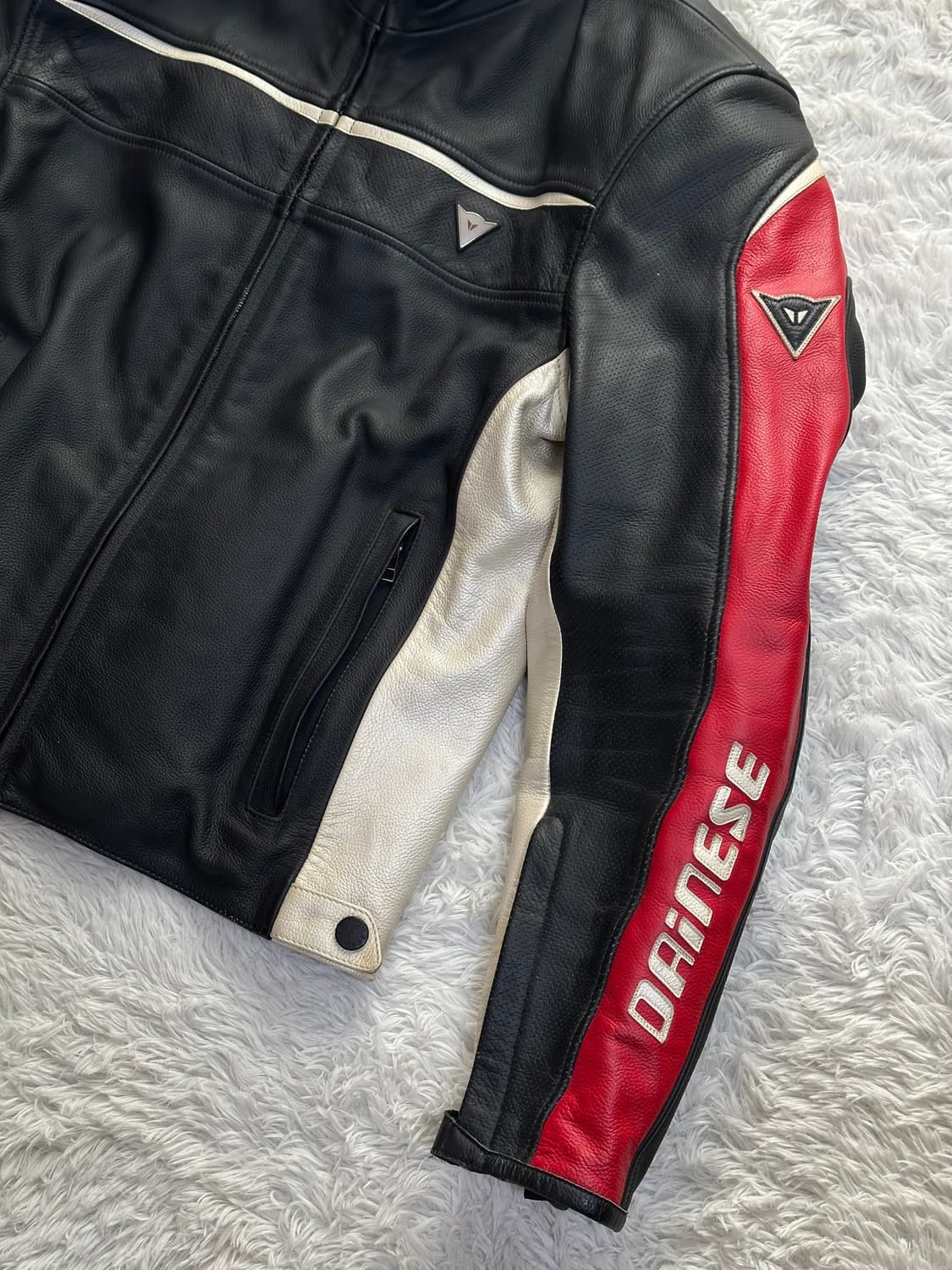 다이네즈 가죽 자켓 50사이즈  상품이미지3