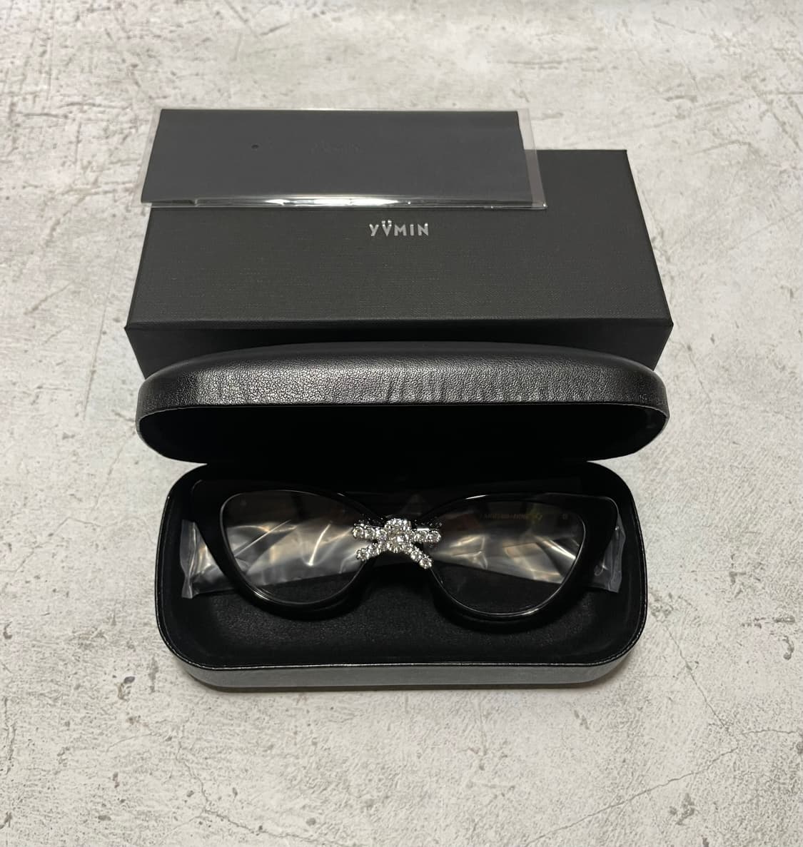 슈슈통 X 위민 콜라보 젬스톤 보우 메탈 안경 상품이미지2