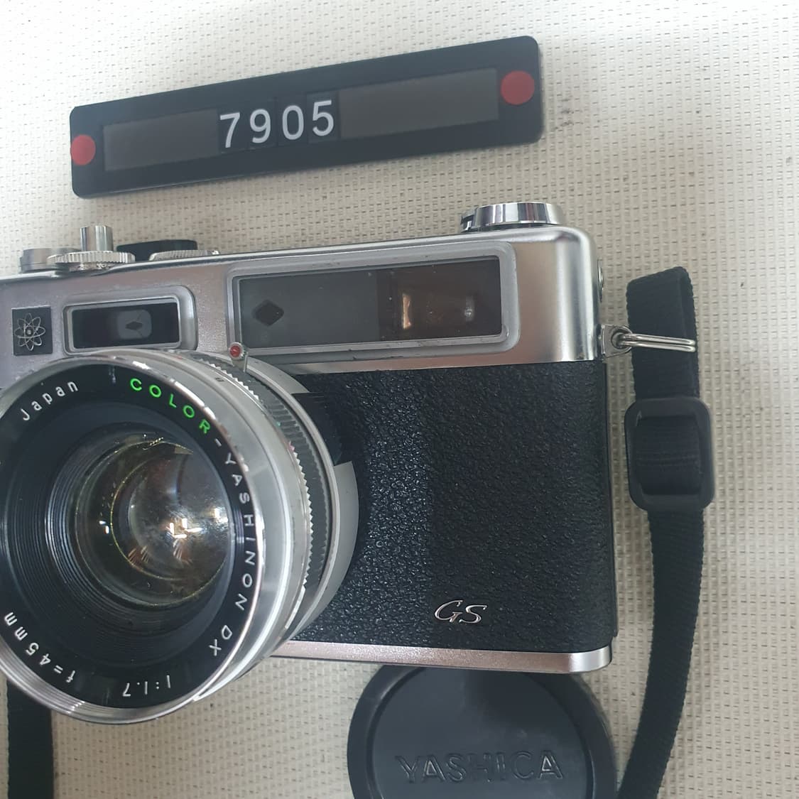 야시카 일렉트로 35 GS 필름카메라 실버바디 상품이미지2