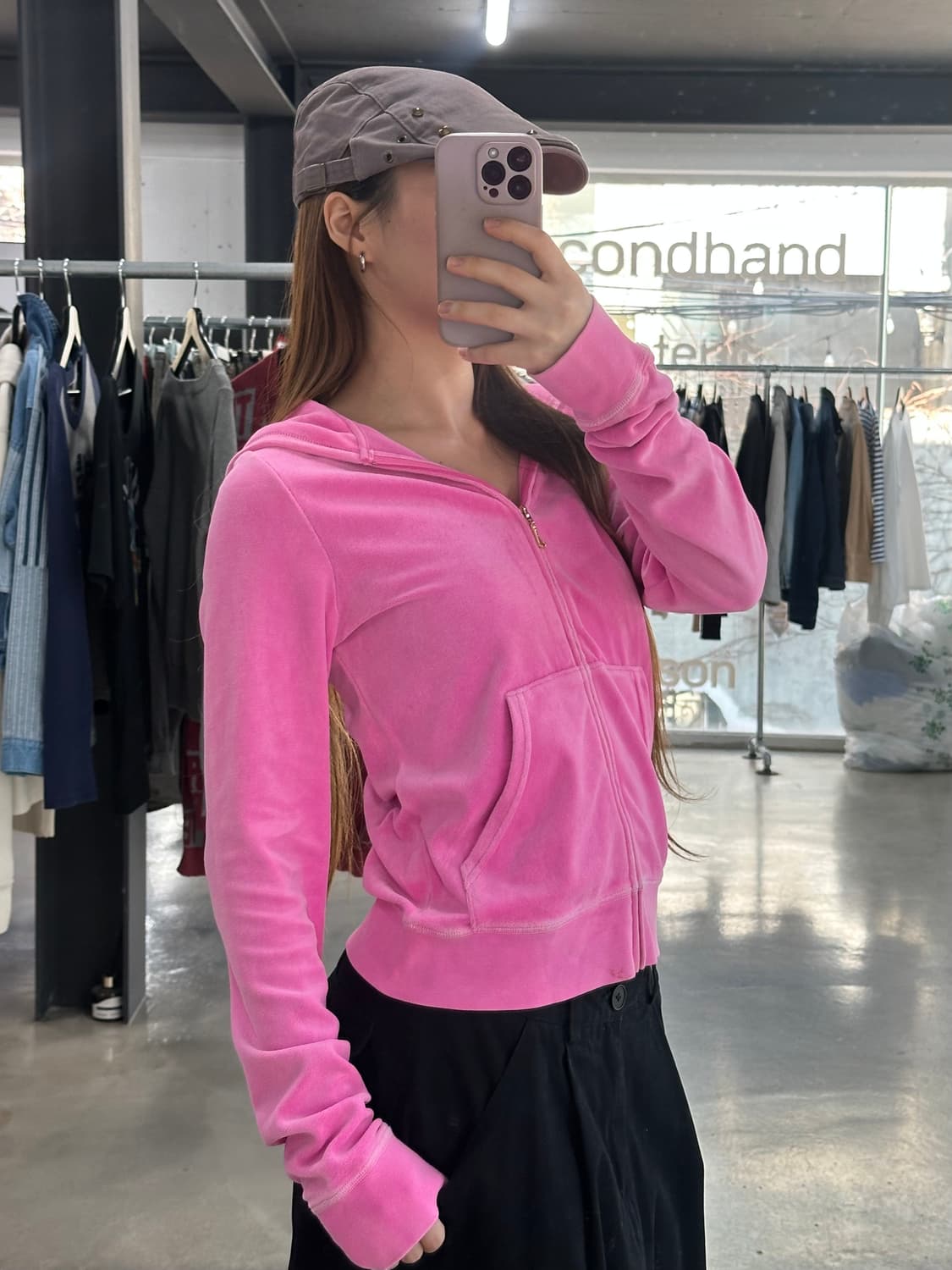 쥬시꾸뛰르 플러피로고 벨루어 후드집업 핑크 상품이미지3