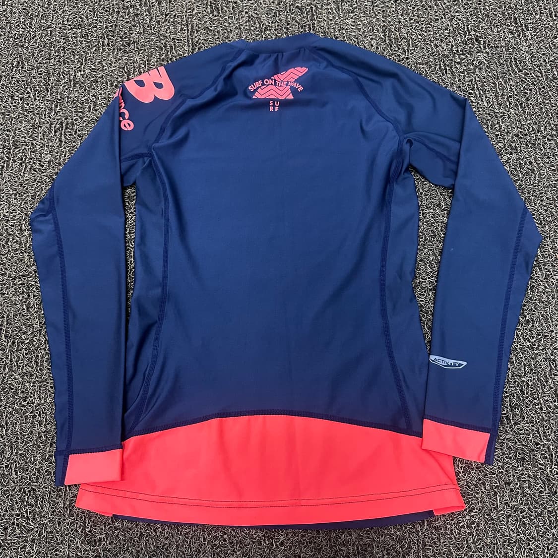 뉴발란스 여성 래쉬가드 수영복 상의 S 상품이미지5