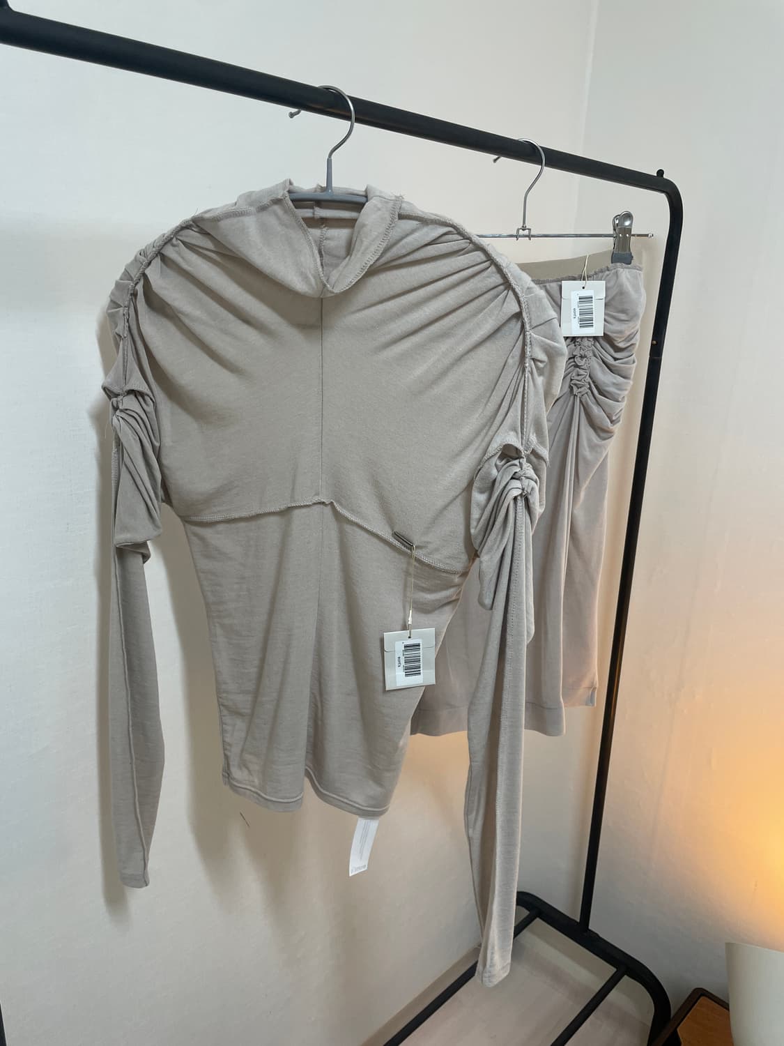 Eonts 셔링 셋업 (1size) 상품이미지1