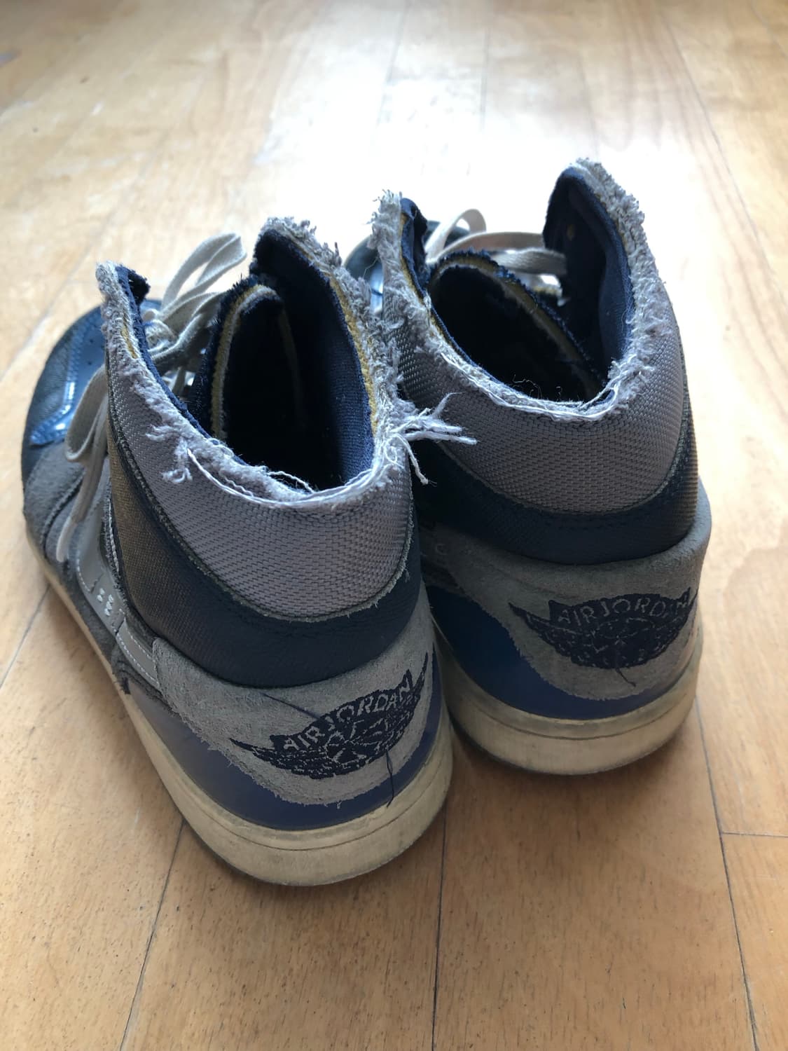 나이키 에어 조던 1 미드 SE 크래프트 255 상품이미지7