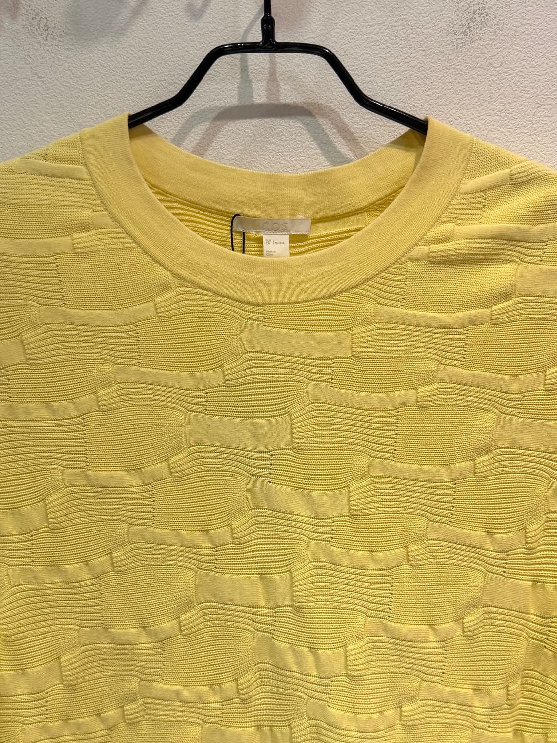 COS Yellow T-Shirt 상품이미지3