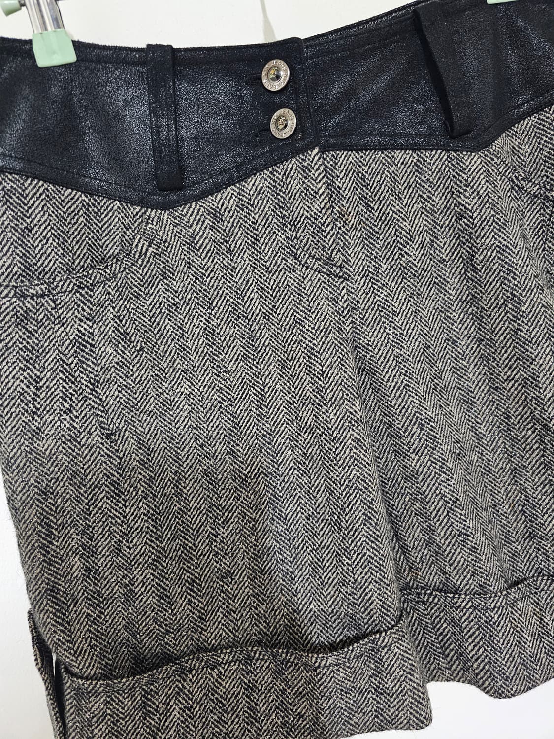 데코xix. ,,모혼방  블랙그레이체크 반바지 M. 상태좋음  상품이미지3