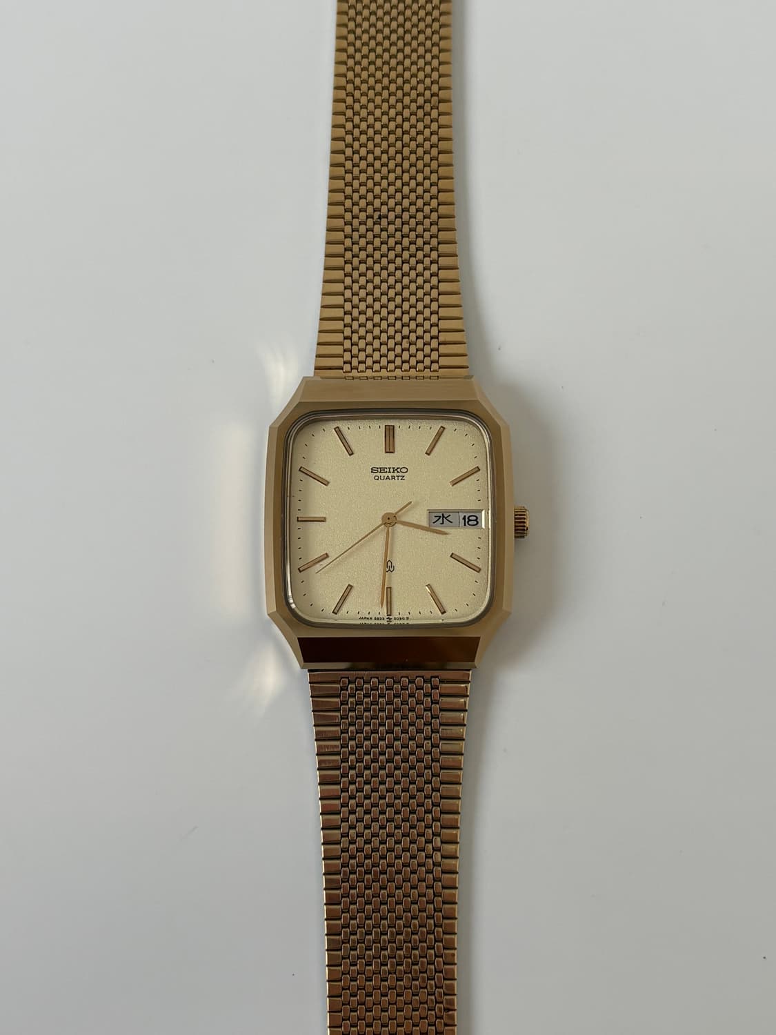 1980s Chariot Texture Gold Square Quartz 상품이미지4