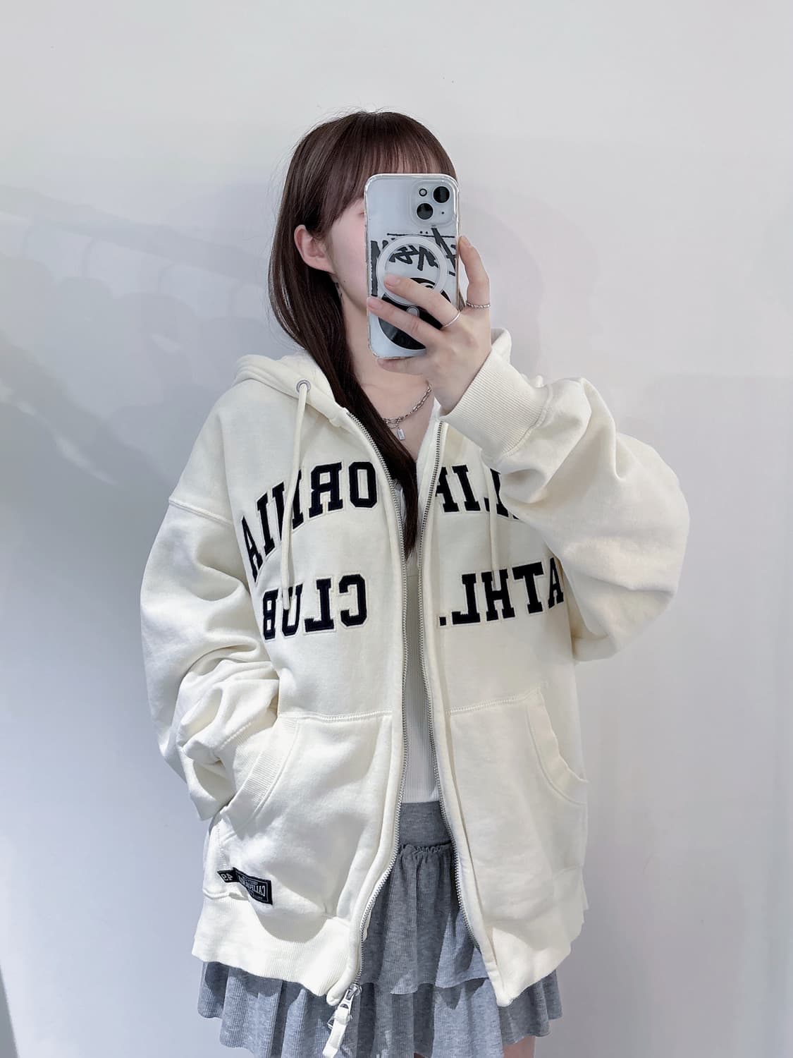 후아유 빅로고 크림 투웨이 후드집업 상품이미지3