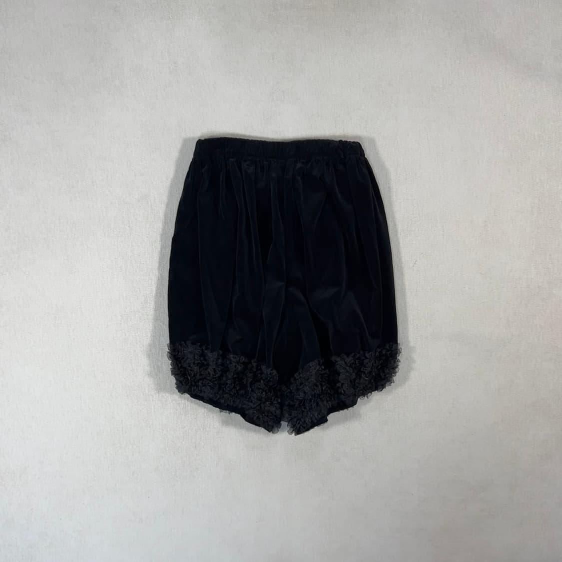 Frill  Velvet Black Pants 상품이미지3