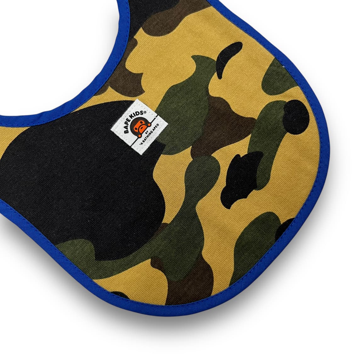 Bape Kid 카모 패턴 유아 턱받이 상품이미지3
