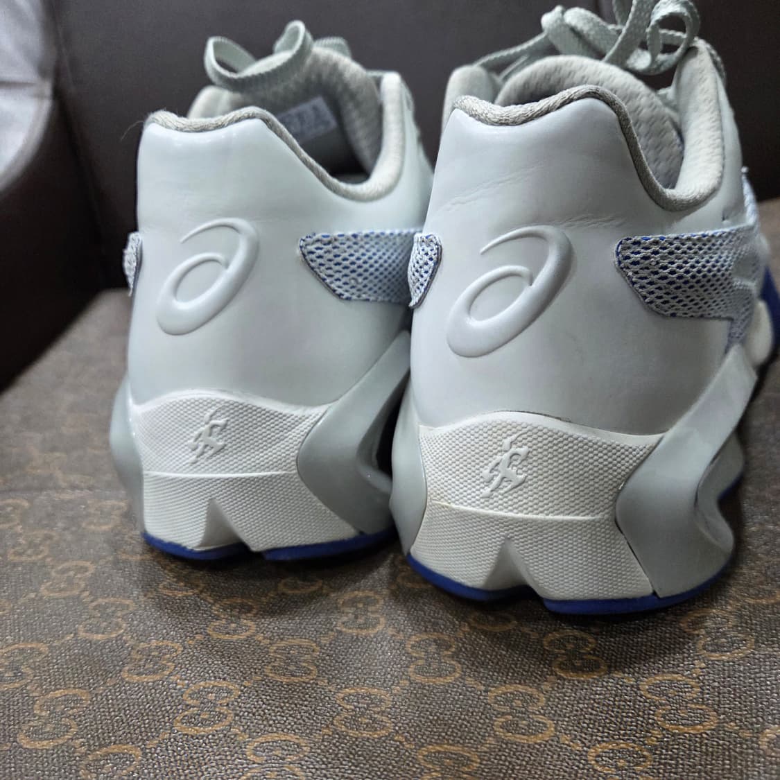 아식스x 키코 코스타디노브 상품이미지3