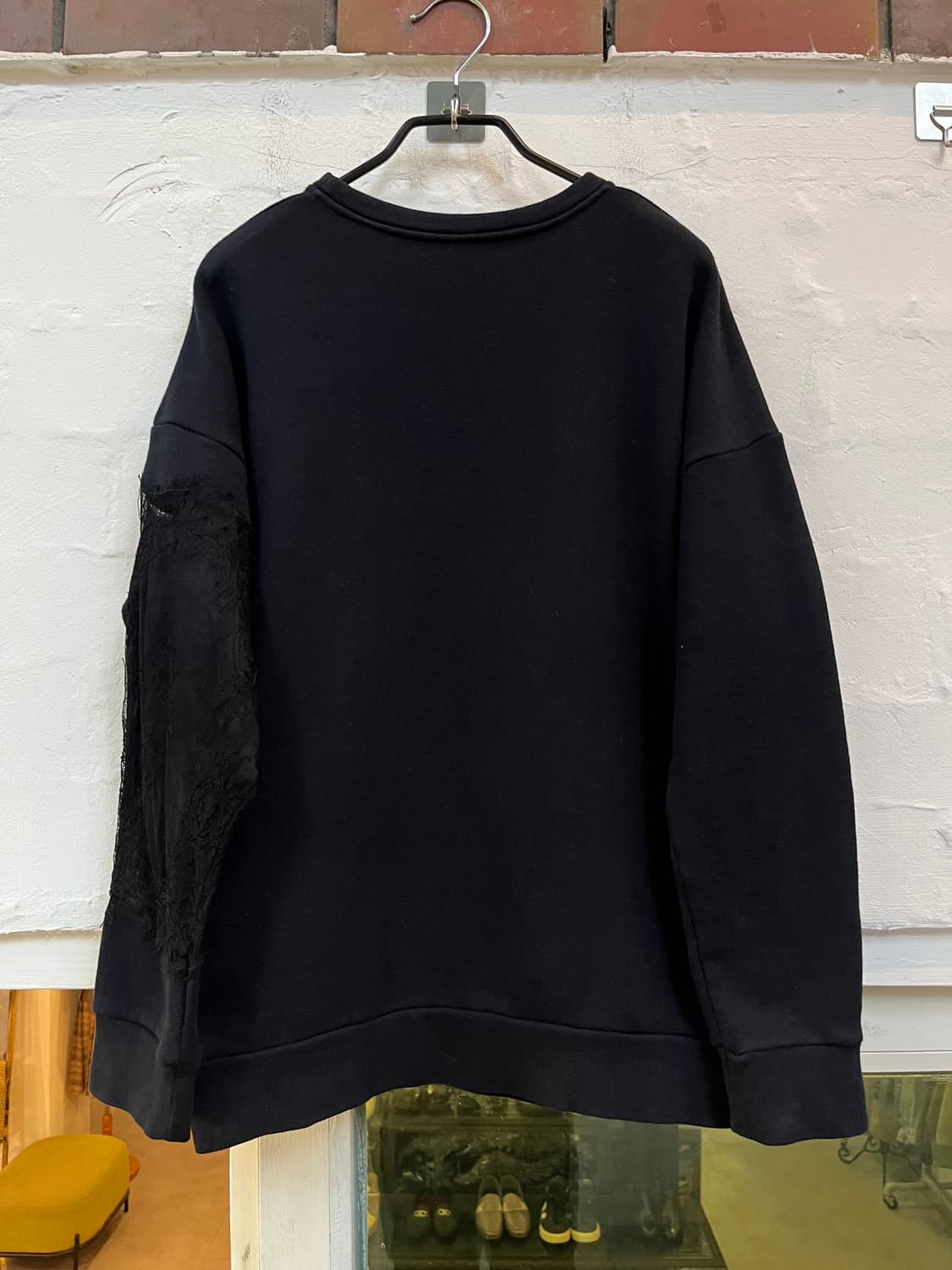N21 블랙 레이스 슬리브 스웻 셔츠 38 상품이미지7