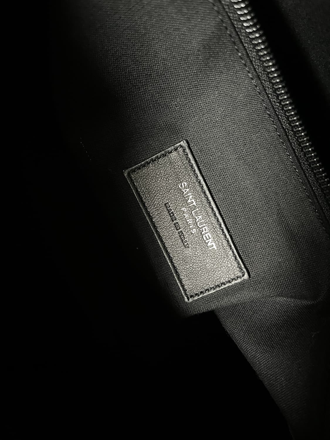 bts 지민 착용 생로랑 가방 상품이미지6