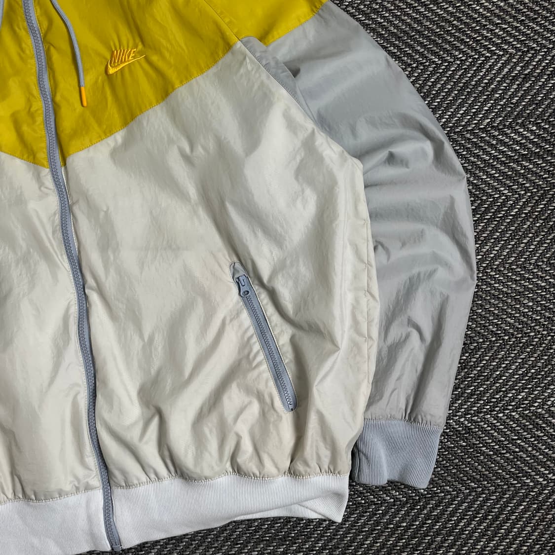 나이키 윈드러너 러닝 바람막이 y 2832 상품이미지3